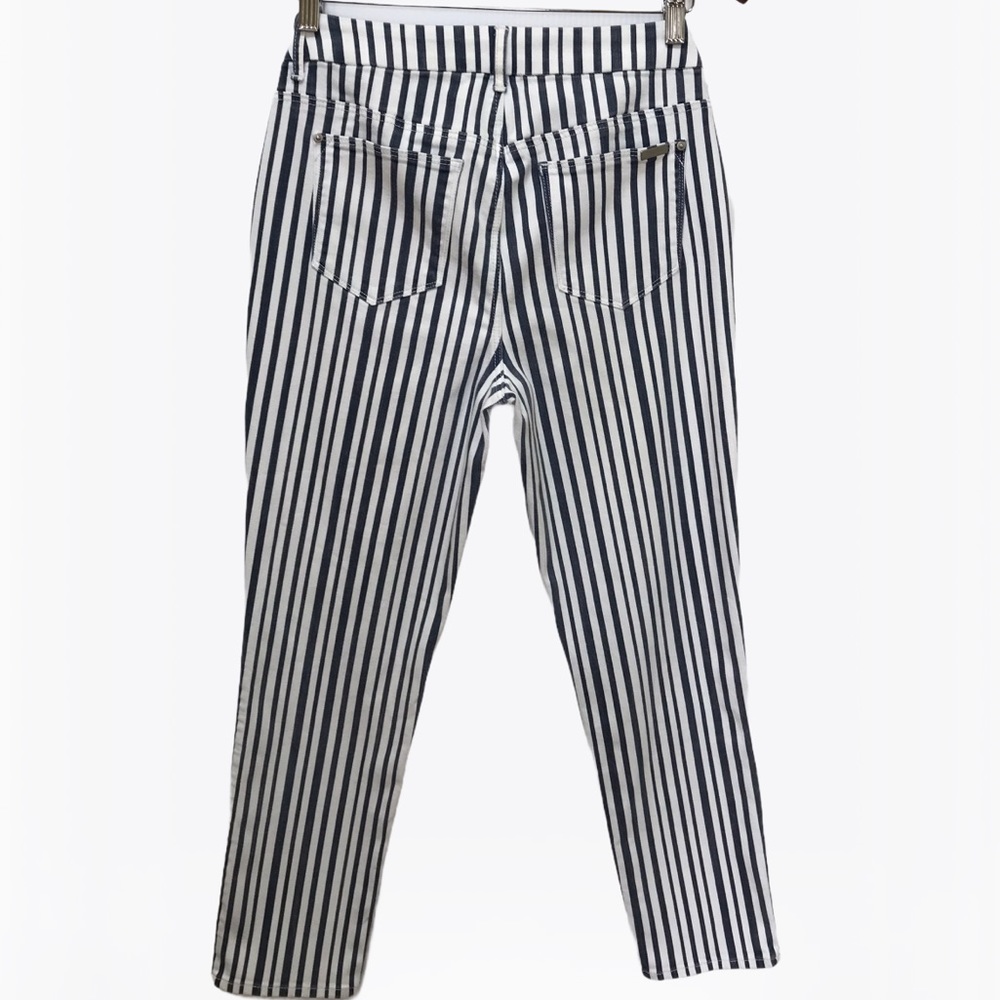 Chico’s So Slimming Striped Girlfriend Jeans - 6 - Picture 12 of 17